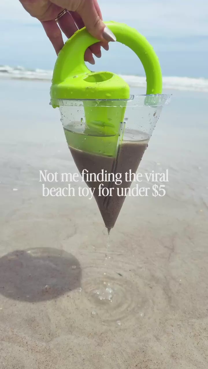 Durable Plastic Sand Scoop Holiday Beach Toy for Children